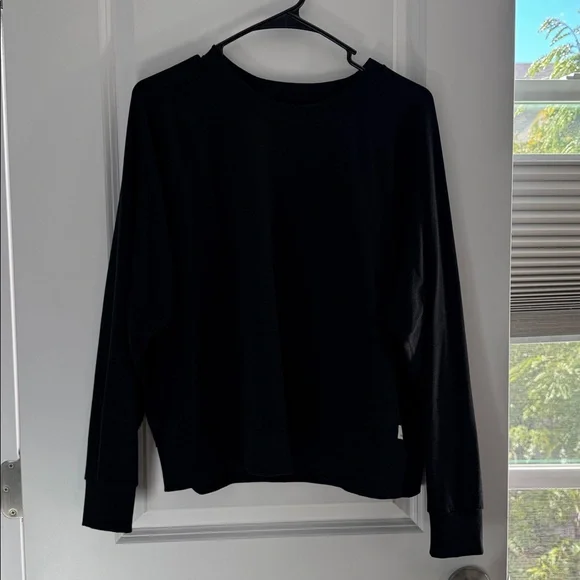 Vuori | Halo Crew NWOT - Picture 2 of 6